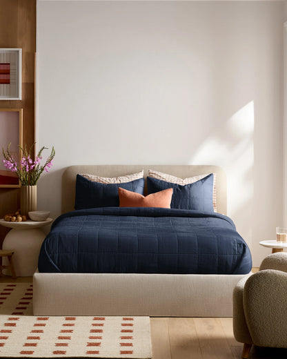 Lightweight European Linen Box Quilt - Twin / White