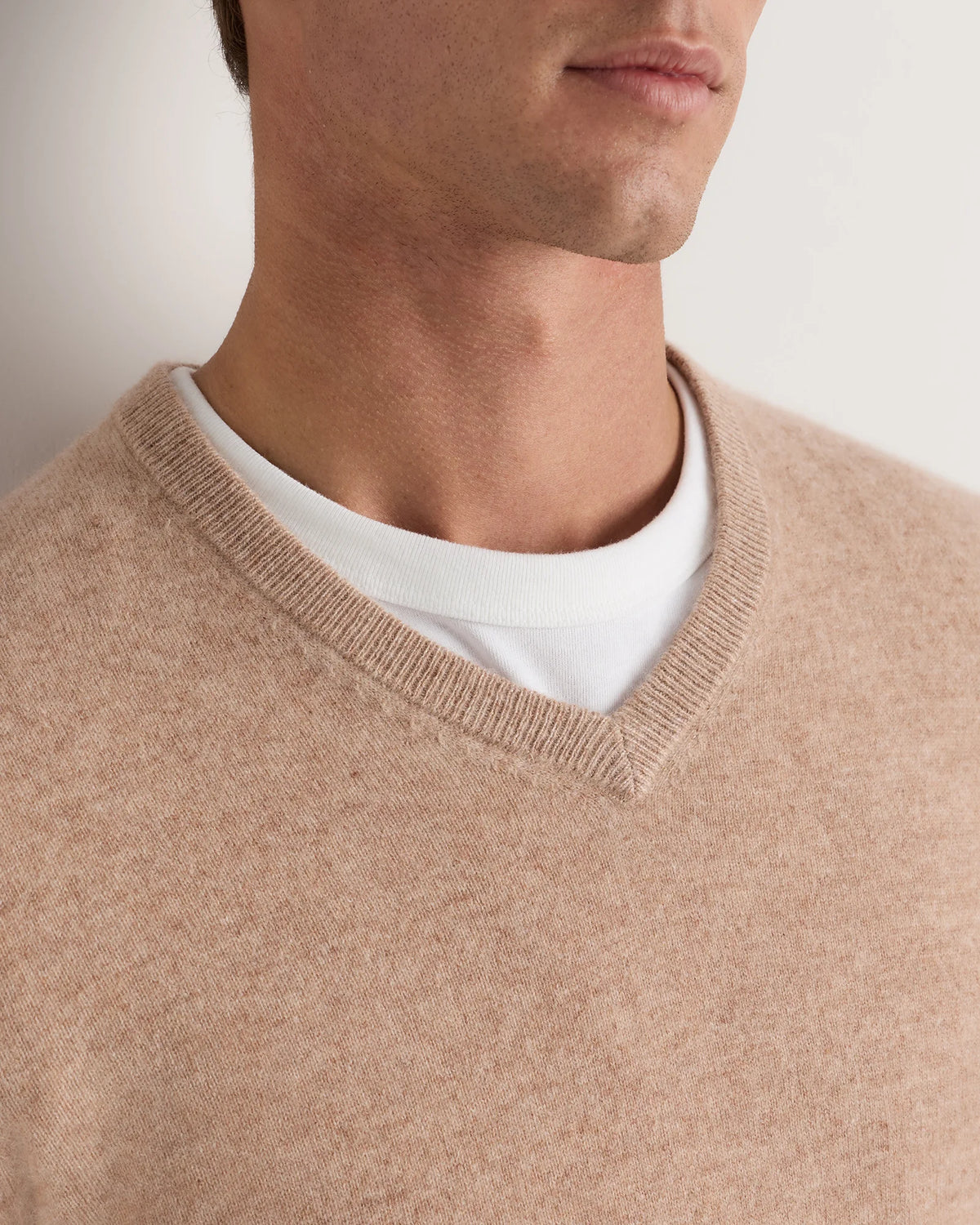 Mongolian Cashmere V-Neck Sweater - S / Oatmeal