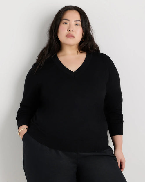 Lightweight Cotton Cashmere V-Neck Sweater - 1X / Black