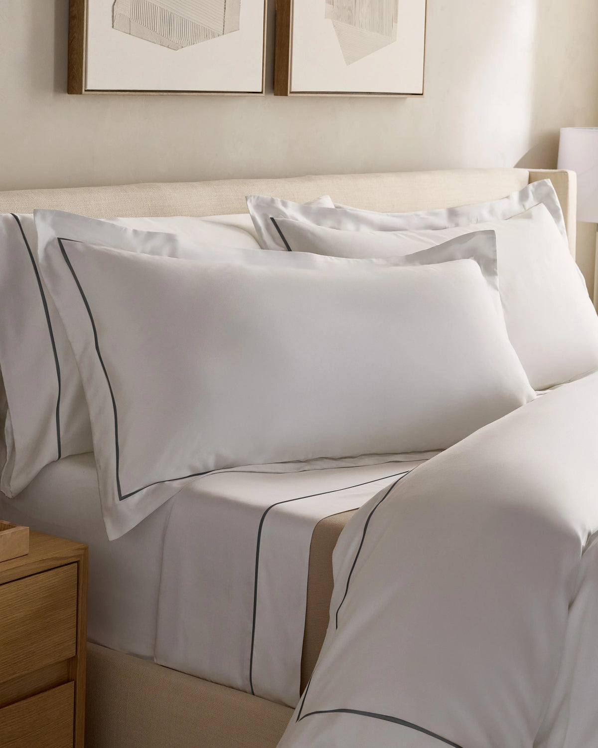 Signature Giza Cotton Sateen Embroidered Deluxe Bedding Bundle - Twin / White/Mineral