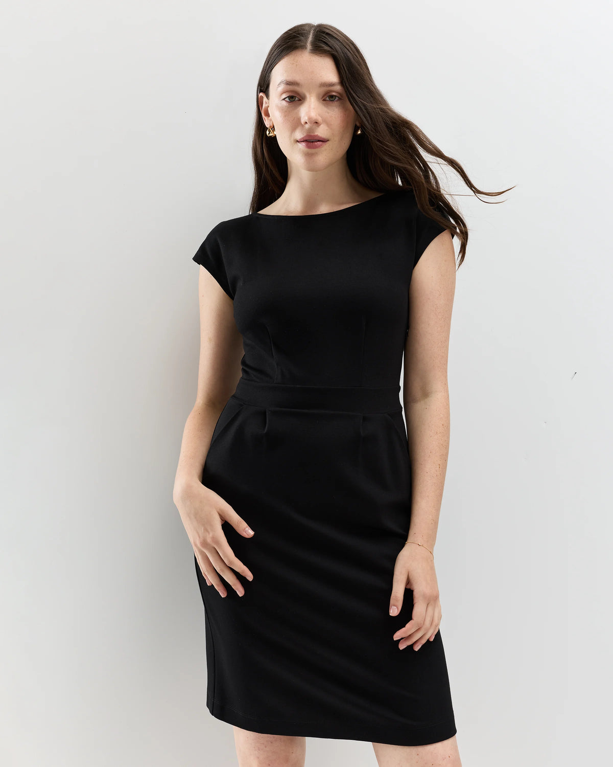 Ultra-Stretch Ponte Cap Sleeve Dress - XS / Ruby Red