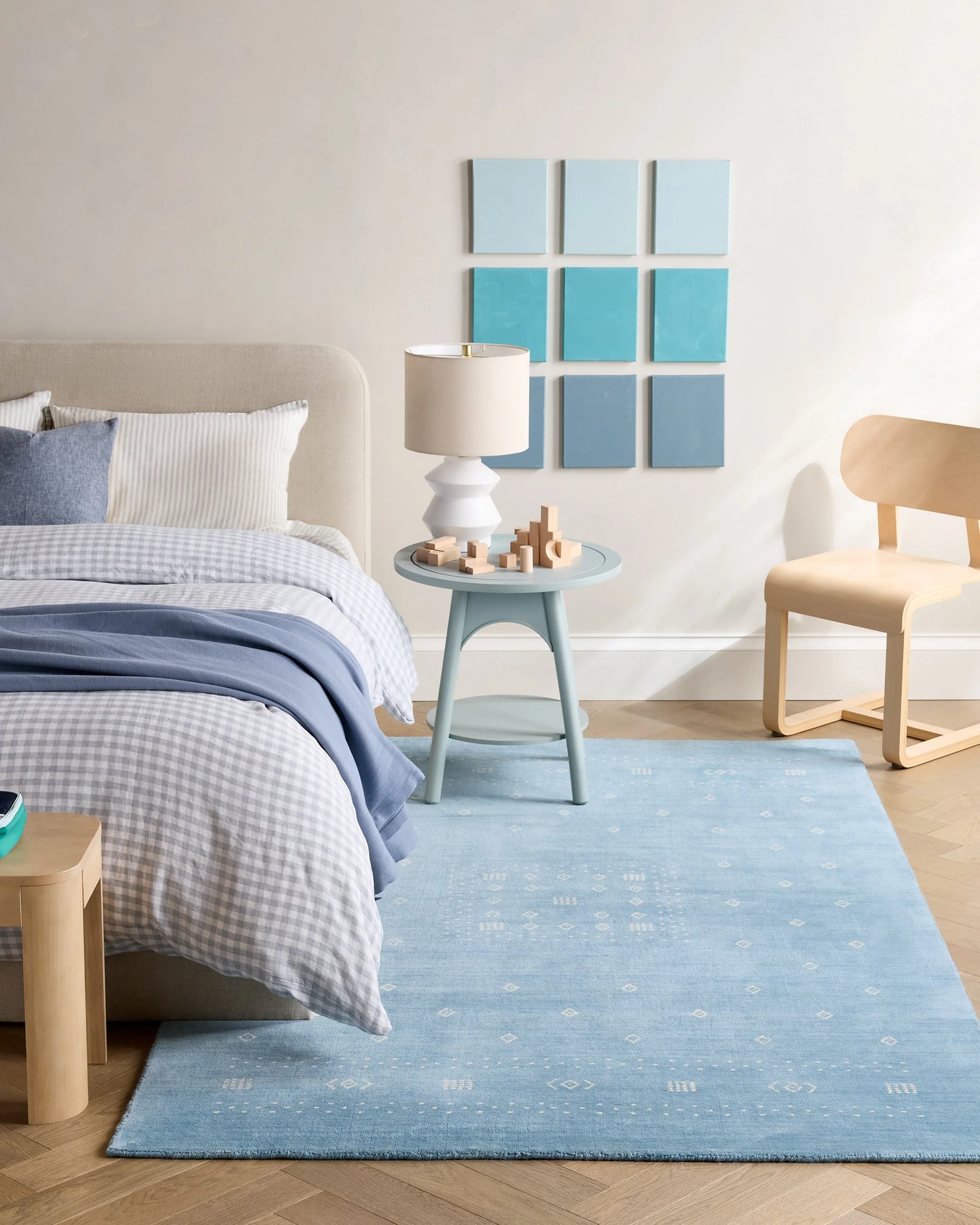 Dakota Kids Hand-Loomed Wool Rug - 4' x 6' / Baby Blue