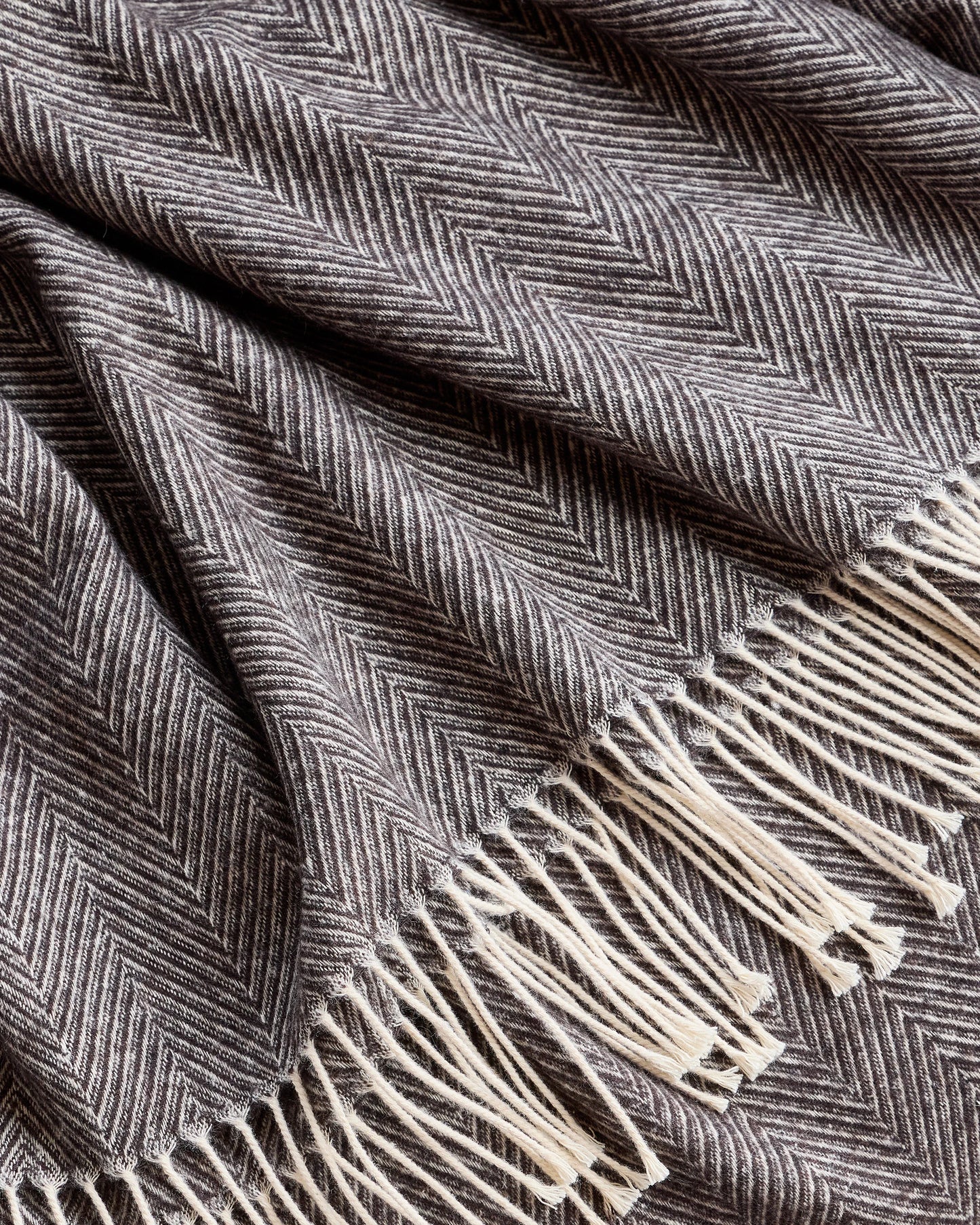 Lightweight Italian Cotton Herringbone Throw - One Size / Mushroom