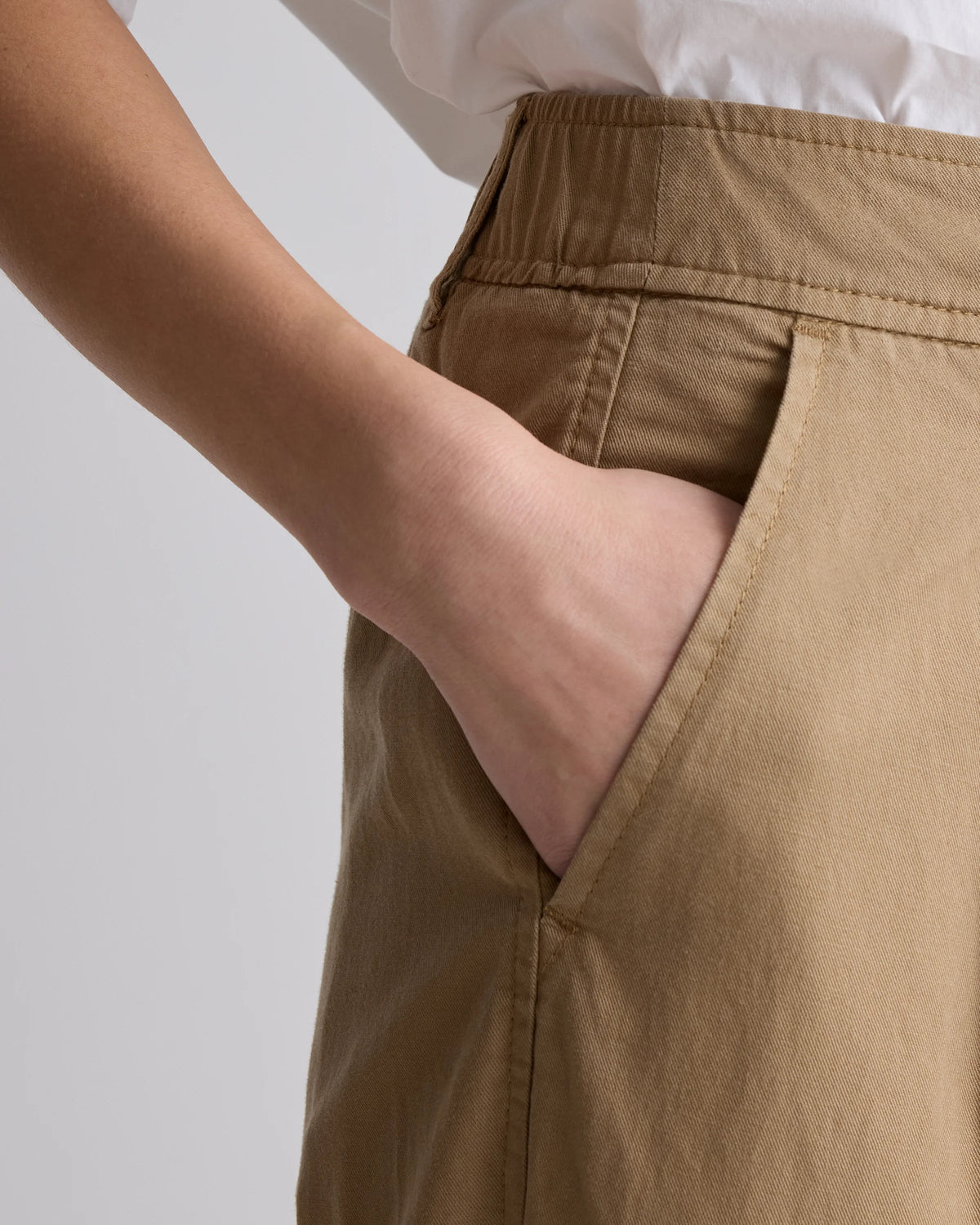 Drapey Twill Tapered Trouser - 0 / True Black