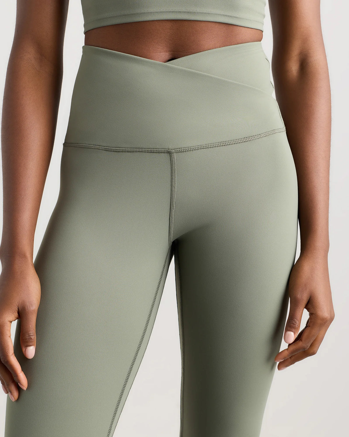 Ultra-Form High-Rise Crossover Legging - XS / Dark Coal